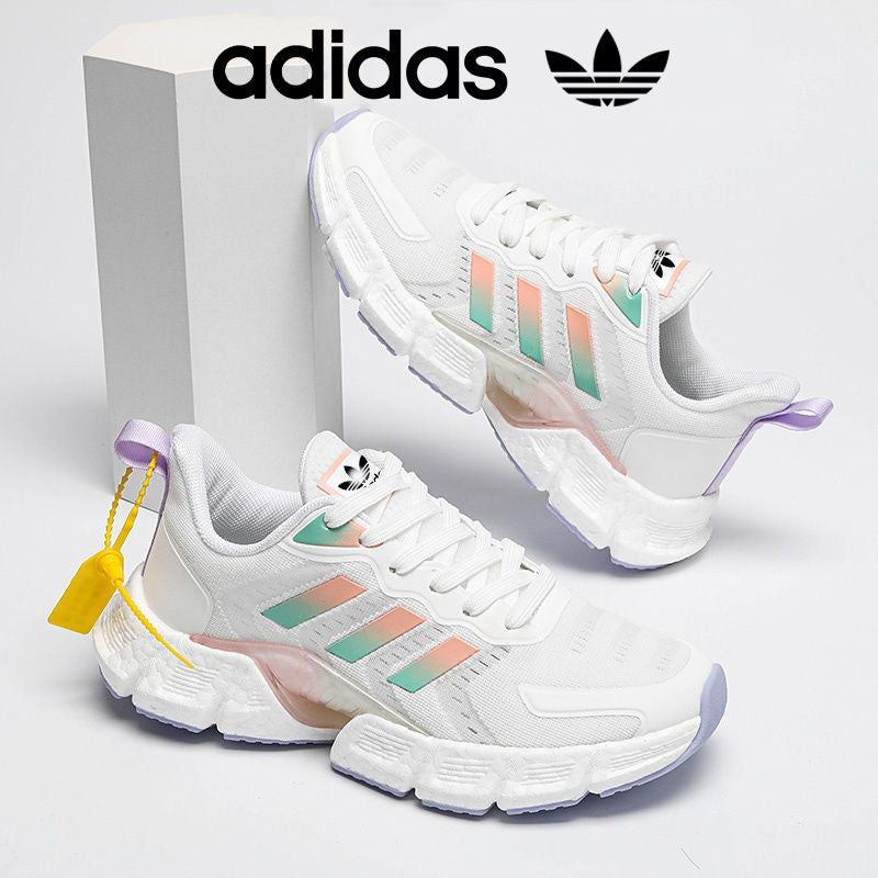 Ανδρικά παπούτσια Adidas με μαλακή σόλα και άνετη αντικραδασμική προστασία.
