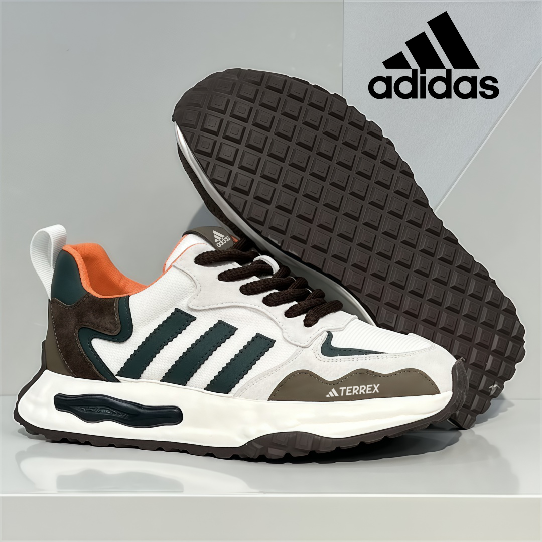 Ανδρικά παπούτσια πεζοπορίας Adidas Terrex - Νέα συλλογή για την καλοκαιρινή σεζόν
