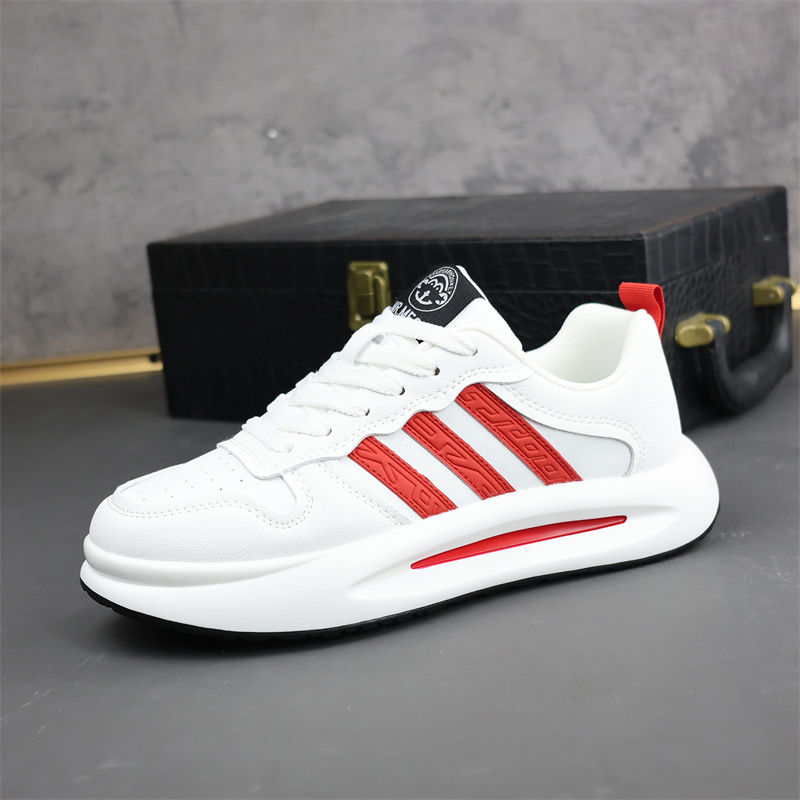 Λευκά παπούτσια καθημερινής χρήσης της Adidas με μαλακή σόλα
